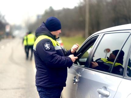 Șoferi din Cahul și alte localități denunțați pentru tentativă de mituire a polițiștilor în weekend