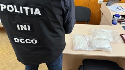 Vama Cahul-Oancea: 3 kg de mefedronă confiscate de la un tânăr implicat în trafic de droguri