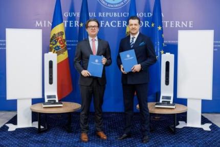 40 Echipamente noi biometrice pentru îmbunătățirea serviciilor consulare ale Republicii Moldova