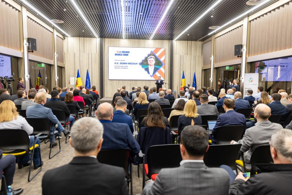 Premierul Dorin Recean a prezentat oportunitățile de investiții în Moldova la Forumul Benelux - Moldova 2025