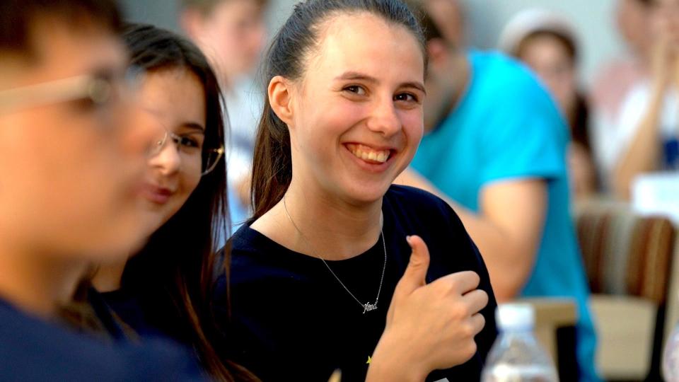 VIDEO// EuroQuiz pentru tinerii din Cahul. Vezi cum a derulat