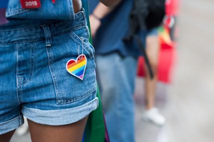Istoria Elvirei. Cum susținem persoanele în procesul de coming out