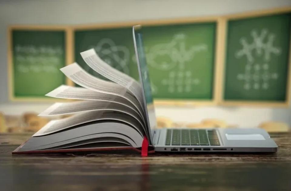 Ministerul Educației lansează DigiProf – program de formare digitală pentru 10.000 de profesori 