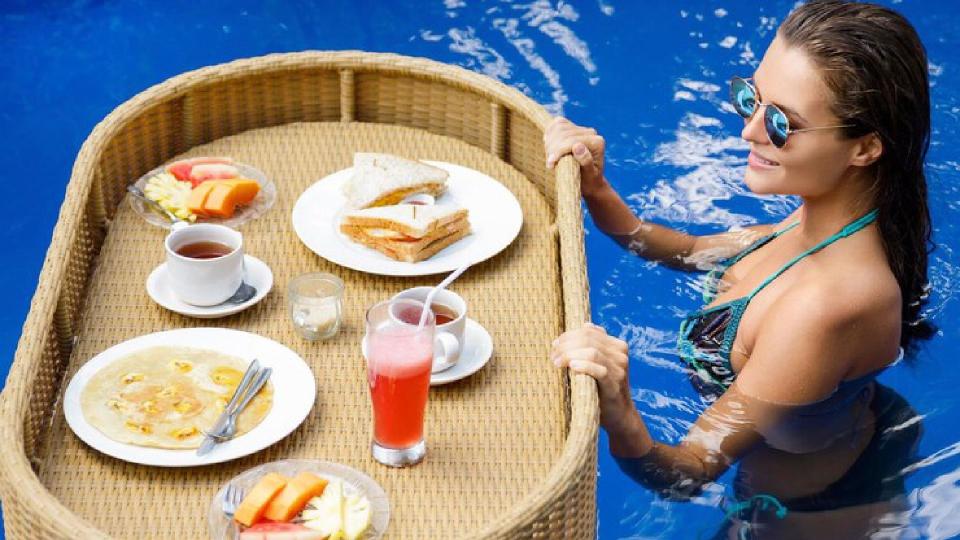 Cum să te răcorești vara: Ce îmbraci, ce mănânci și ce bei în zilele cu temperaturi ridicate