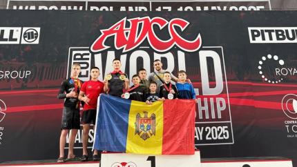 Performanță internațională: patru tineri din Cahul, medaliați la Campionatul Mondial de Grappling