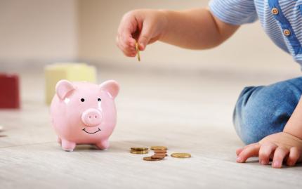 Pensia de întreținere se va ajusta automat: legea a fost publicată în Monitorul Oficial