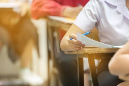 Peste 1000 de observatori vor monitoriza corectitudinea examenelor de absolvire a gimnaziului
