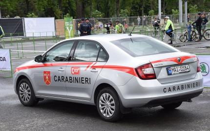 Carabinierii vor fi dotați cu echipamente moderne și vehicule noi pentru patrulare