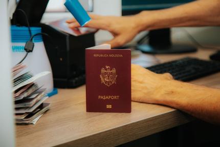 Nouă documente falsificate, depistate de polițiștii de frontieră în ultima săptămână