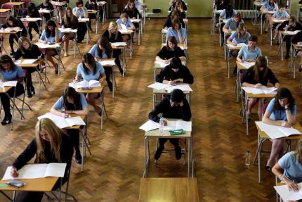 A început BAC-ul. Elevii susțin proba la limba de instruire