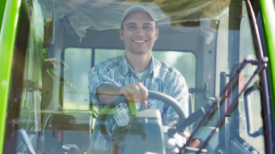 Top 100 cele mai bine plătite joburi vacante din Moldova, conform ANOFM pentru iunie 2025