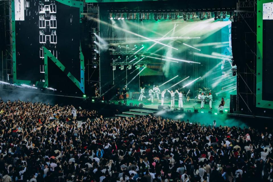 Ribakov Team pe scenă alături de Satoshi, în fața a 10.000 de oameni la Festivalul „Născut în Moldova”