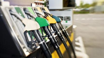 Prețuri în creștere la carburanți. Vezi noile tarife aprobate de ANRE