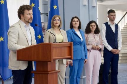 „Fii PRO! Alege să devii profesor!” – Ministerul Educației și Cercetării lansează Concursul național de repartizare a tinerilor specialiști în școli