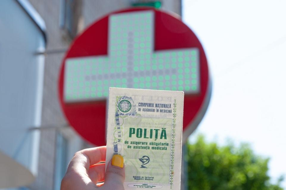 Schimbări în asigurarea medicală: penalități reduse și restituiri pentru plăți duble