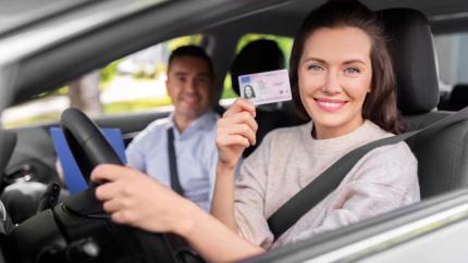 Permisele de conducere moldovenești vor fi recunoscute în Italia și Letonia
