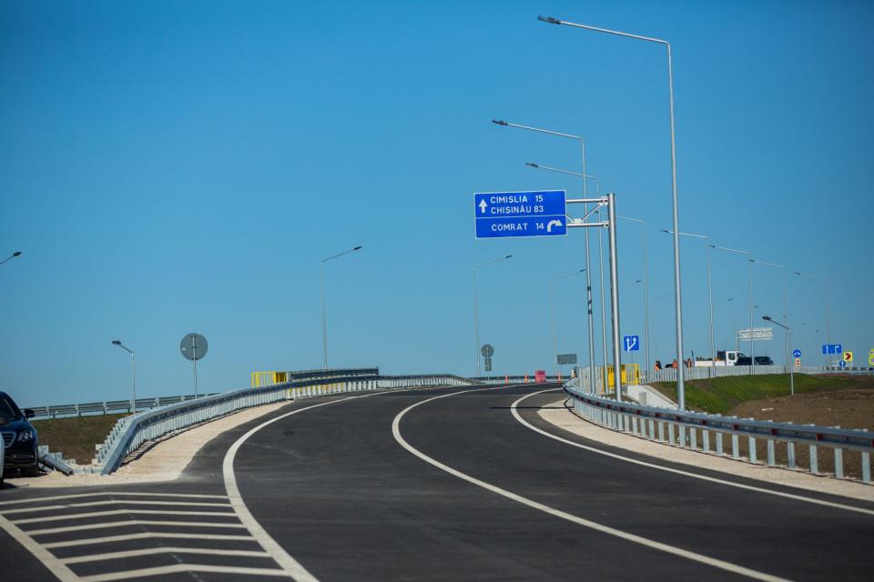 Finanțare suplimentară pentru infrastructura rutieră: drumul Chișinău–Giurgiulești, inclusiv ocolirea Vulcăneștiului, va fi modernizat