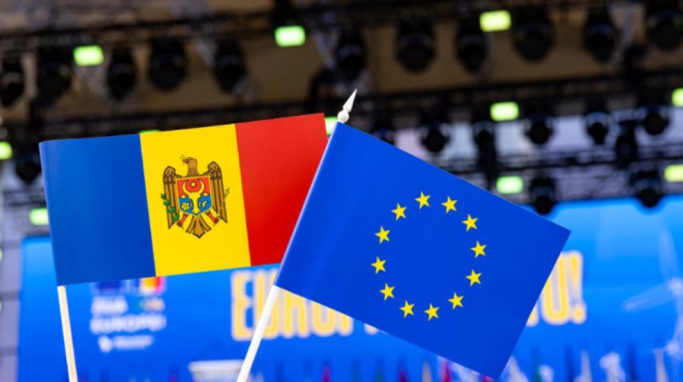 Parlamentul a adoptat declarația cu privire la aderarea Republicii Moldova la UE