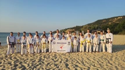 FOTO // Sportivii clubului SPARTAN au combinat sportul cu distracția în tabăra din Kranevo, Bulgaria