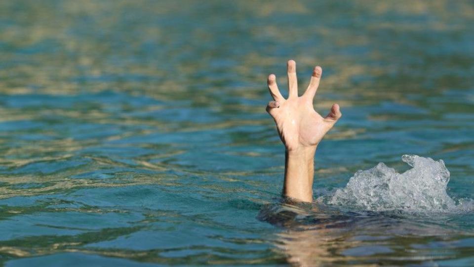 Și-a dat viața pentru a salva alta: Un băiat de 15 ani s-a înecat în Nistru după ce a scos la mal un copil aflat în pericol