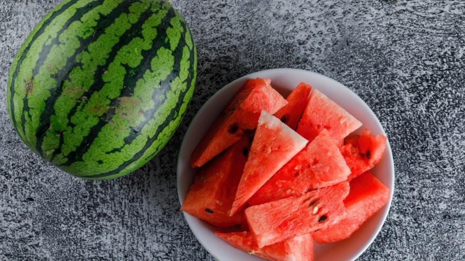 Ce se întâmplă cu corpul tău dacă mănânci pepene verde în fiecare zi