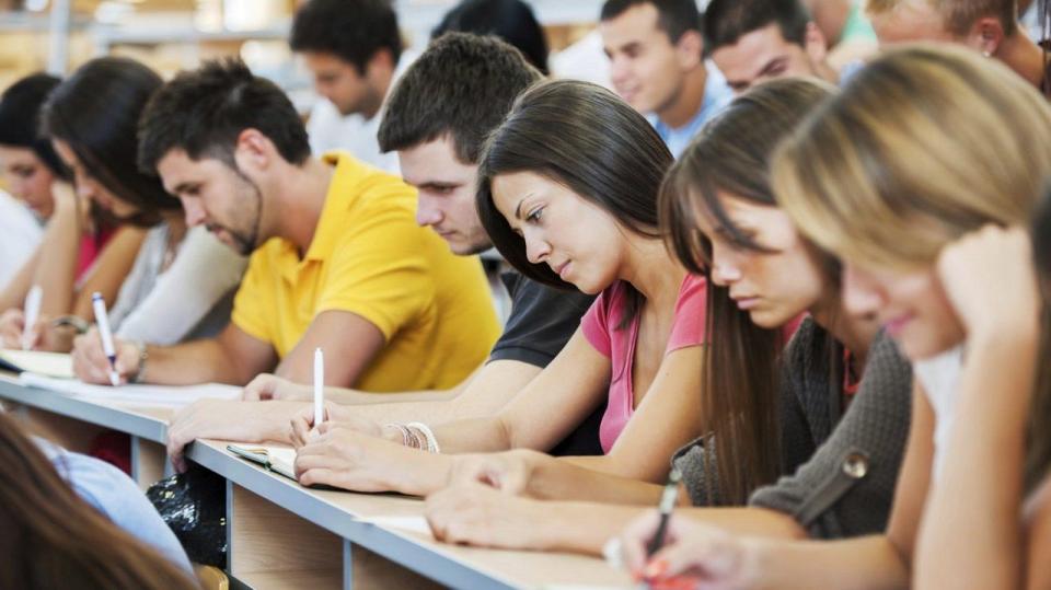 Câți studenți are Republica Moldova și cum a evoluat numărul lor în ultimii 25 de ani