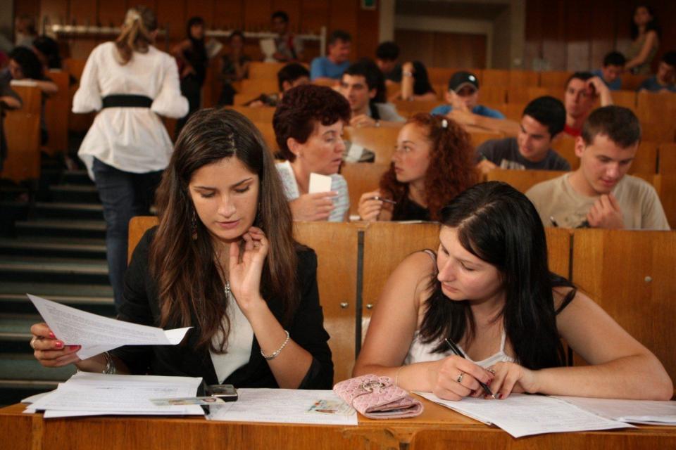 Admiterea 2025: Ce formă de învățământ ți se potrivește? Află opțiunile din acest an