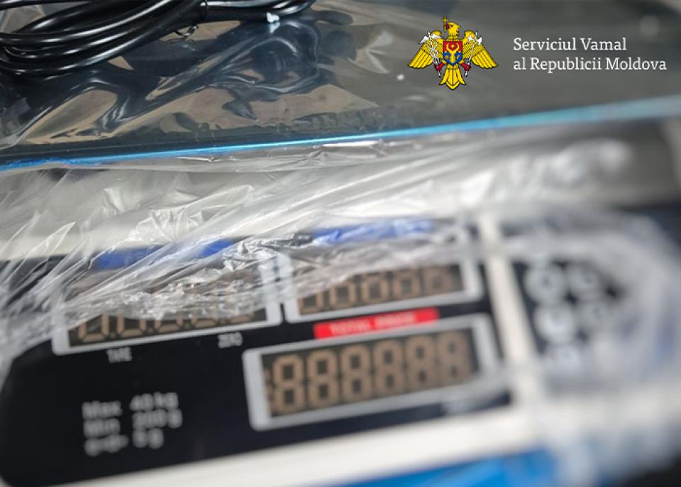 Peste 3.000 de aparate de cântărit, depistate neconforme la import