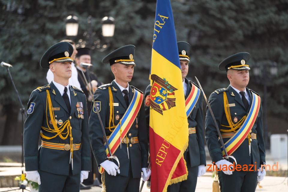 Zi liberă pe 27 august. Pe 28 și 29 august se lucrează