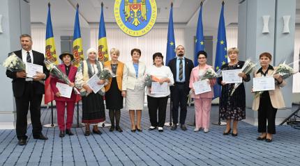 Seniorii activi pot câștiga Premiul Național pentru Vârstnici. În ce constă și ce trebuie să faci