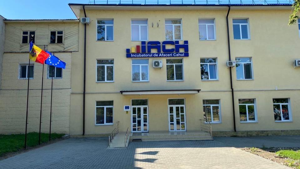 Incubatoarele de afaceri vor beneficia de suport pentru consolidarea instituțională