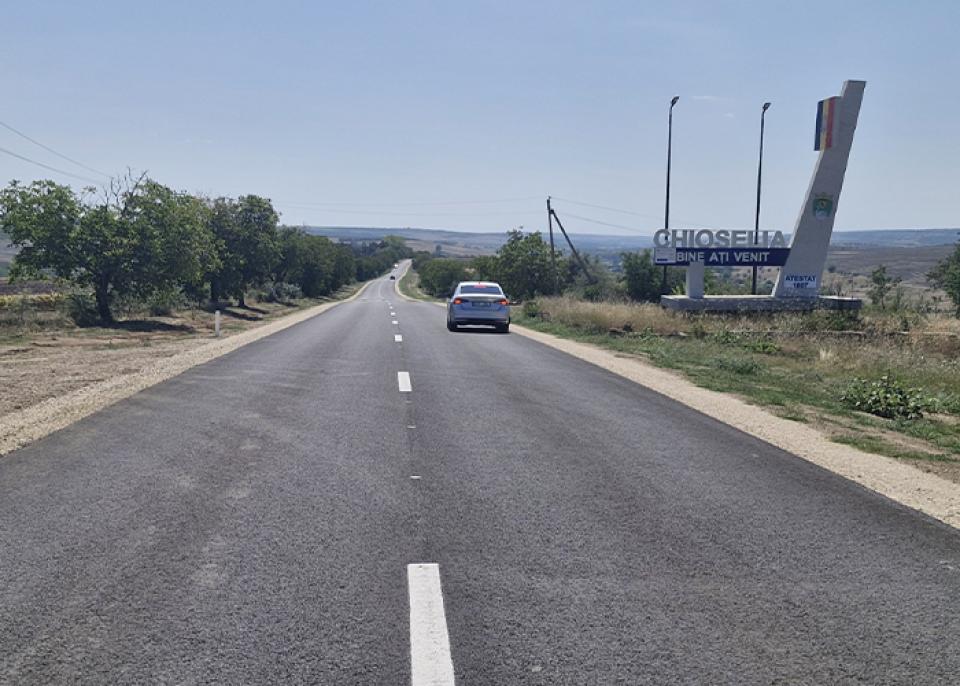 Un drum local din raionul Cantemir a fost modernizat cu bani alocați din Fondul Rutier
