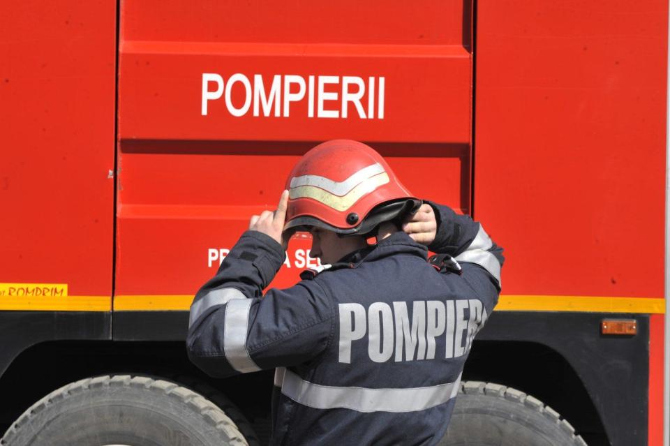 Incendiu la Gara de trenuri din Cantemir: fumul dens a acoperit orașul și localitățile învecinate