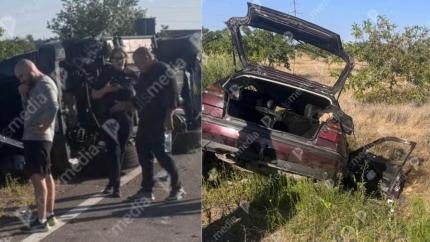 Tragedie la Burlăceni: două persoane decedate și trei copii răniți în urma unui accident grav
