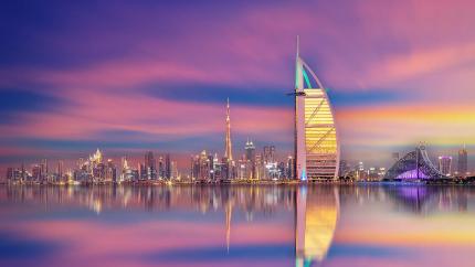 Din 4 septembrie moldovenii pot călători fără viză în Emiratele Arabe Unite