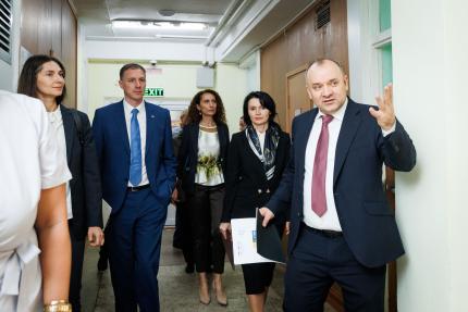 Mii de pacienți cu cancer din Moldova vor beneficia de echipamente moderne donate de Uniunea Europeană și Organizația Mondială a Sănătății