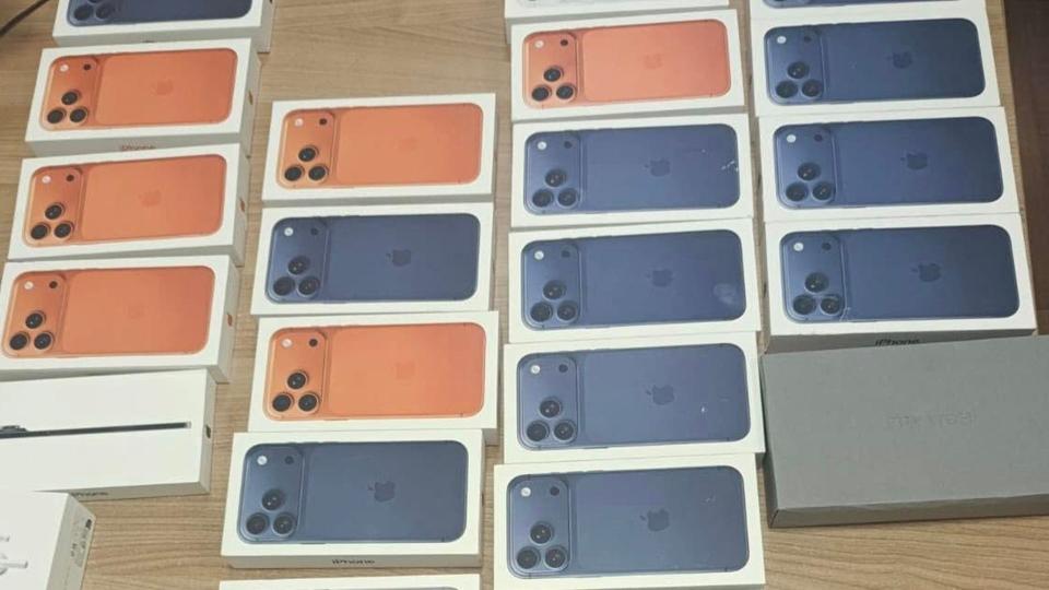 22 de iPhone 17 noi confiscate dintr-un autobuz de rută Chișinău-Odesa
