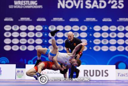 Două medalii pentru Moldova la Campionatul Mondial de Lupte U-23 din Serbia