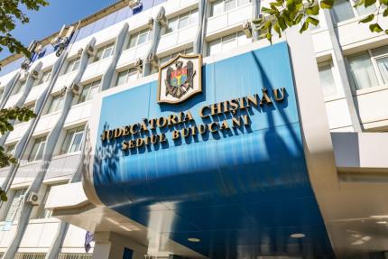 Vlad Plahotniuc rămâne în arest pentru încă 30 de zile