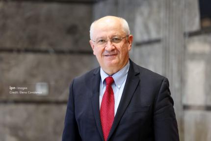 Guvernul Munteanu solicită astăzi votul de încredere în Parlament