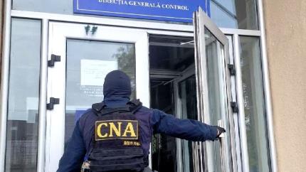 CNA și procurorii din Cahul efectuează percheziții la SFS pentru suspiciuni de corupție