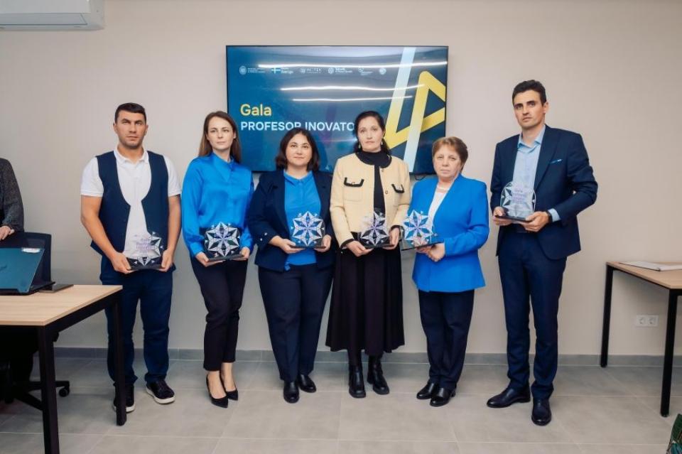 Șase cadre didactice din sudul țării au primit titlul de „Profesor Inovator”