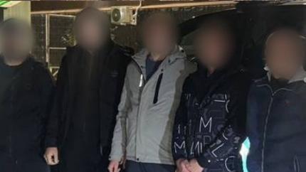Opt cetățeni străini, documentați pentru tentativă de trecere ilegală a frontierei de sud
