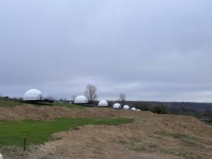 Primele spații de cazare au fost instalate la Complexul Turistic „Valul lui Traian” din Leova