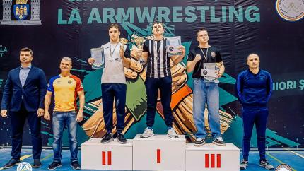 Forță și medalii pentru sportivii ARMS Cahul la Cupa Open Chișinău la Armwrestling