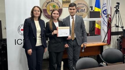 O studentă din Cahul, premiată la nivel național pentru un eseu în domeniul Dreptului Internațional Umanitar