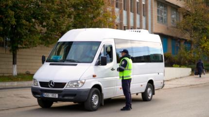 VIDEO | Poliția Patrulare „Sud” desfășoară acțiuni de prevenire privind utilizarea luminilor de întâlnire