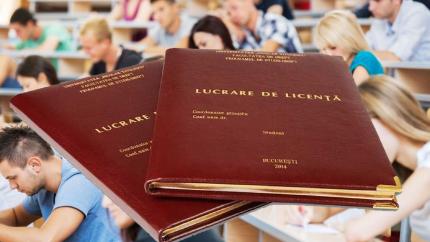 Teza de licență ar putea fi eliminată din cauza inteligenței artificiale