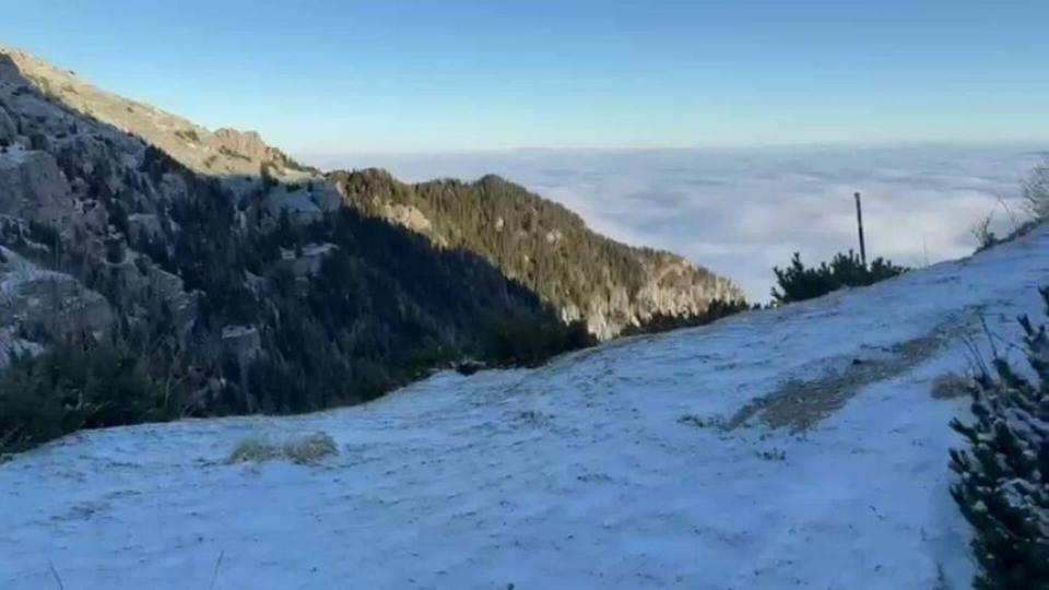 Patru turiști moldoveni, blocați în Refugiul Călțun. Salvamont Argeș pregătește o intervenție luni dimineață