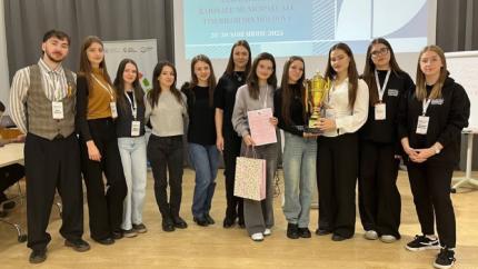 Tinerii din Cahul preiau președinția Rețelei Naționale a Consiliilor Locale ale Tinerilor din Moldova